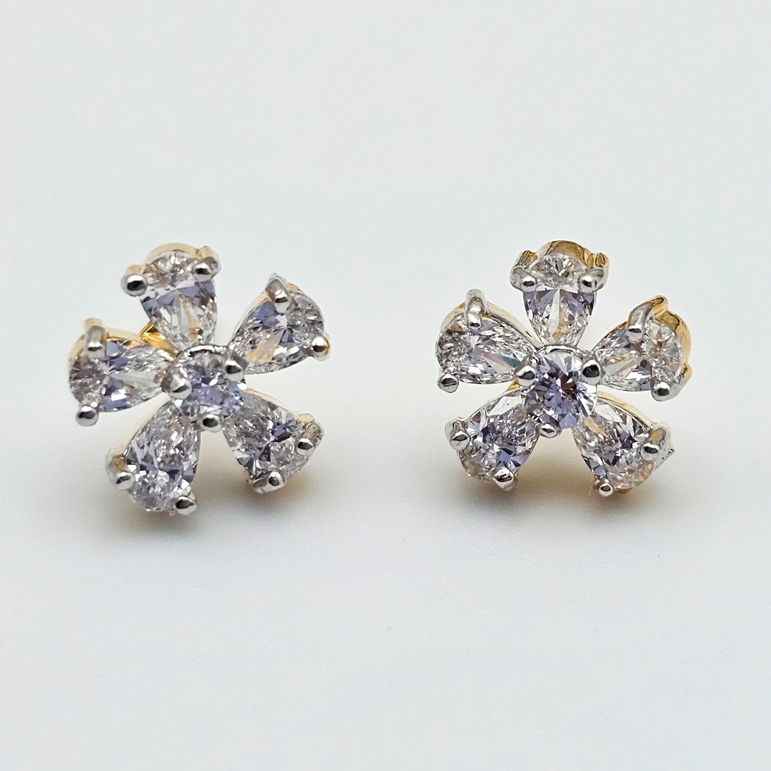 Flower Shaped Swarovski Earrings