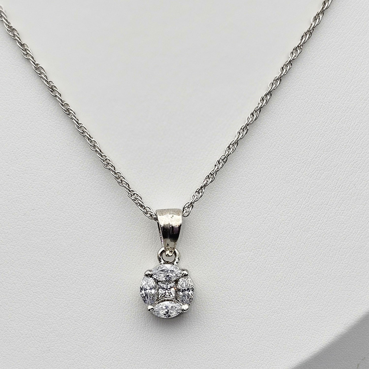 White Swarovski Pendant With  Silver Chain