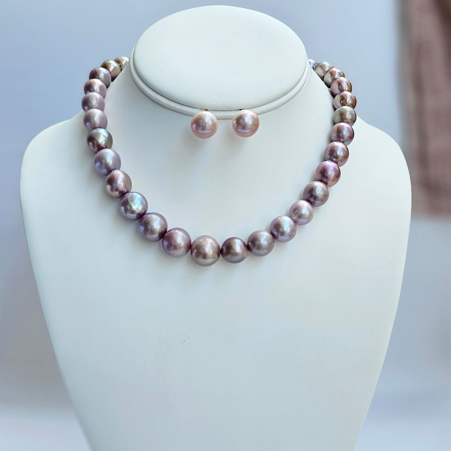 Lavish Lavender Freshwater Pearl  Necklace (Earrings Included)