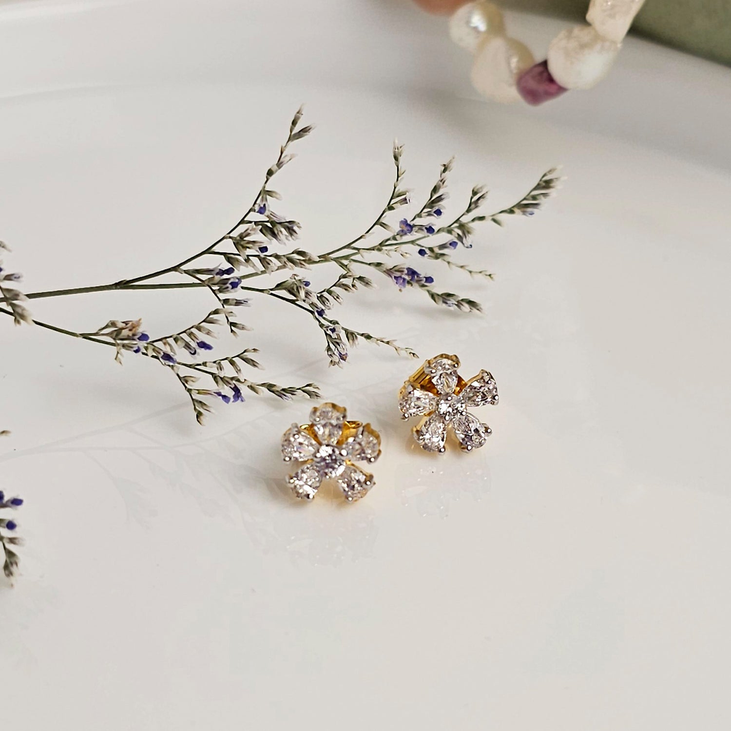 Flower Shaped Swarovski Earrings