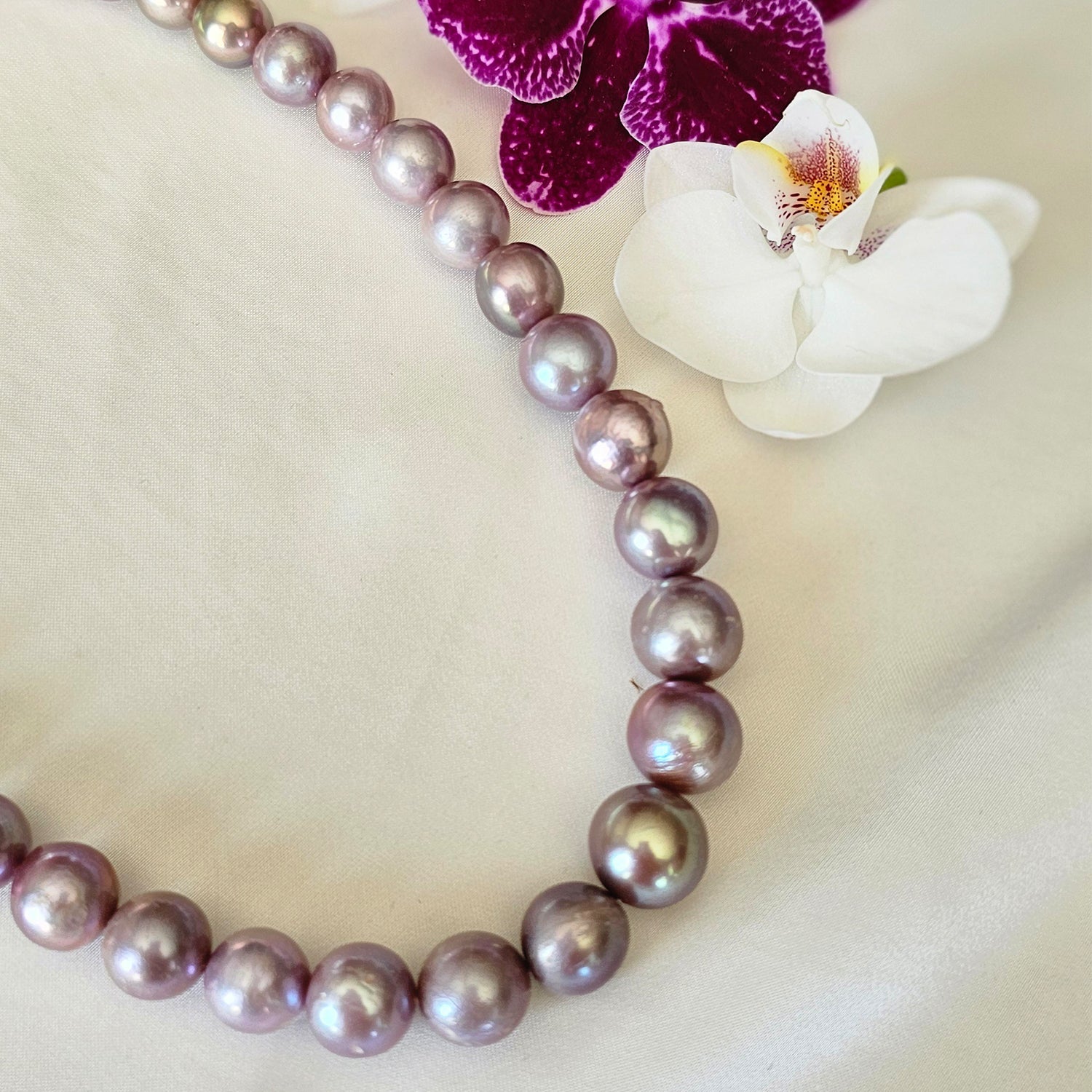 Lavish Lavender Freshwater Pearl  Necklace (Earrings Included)