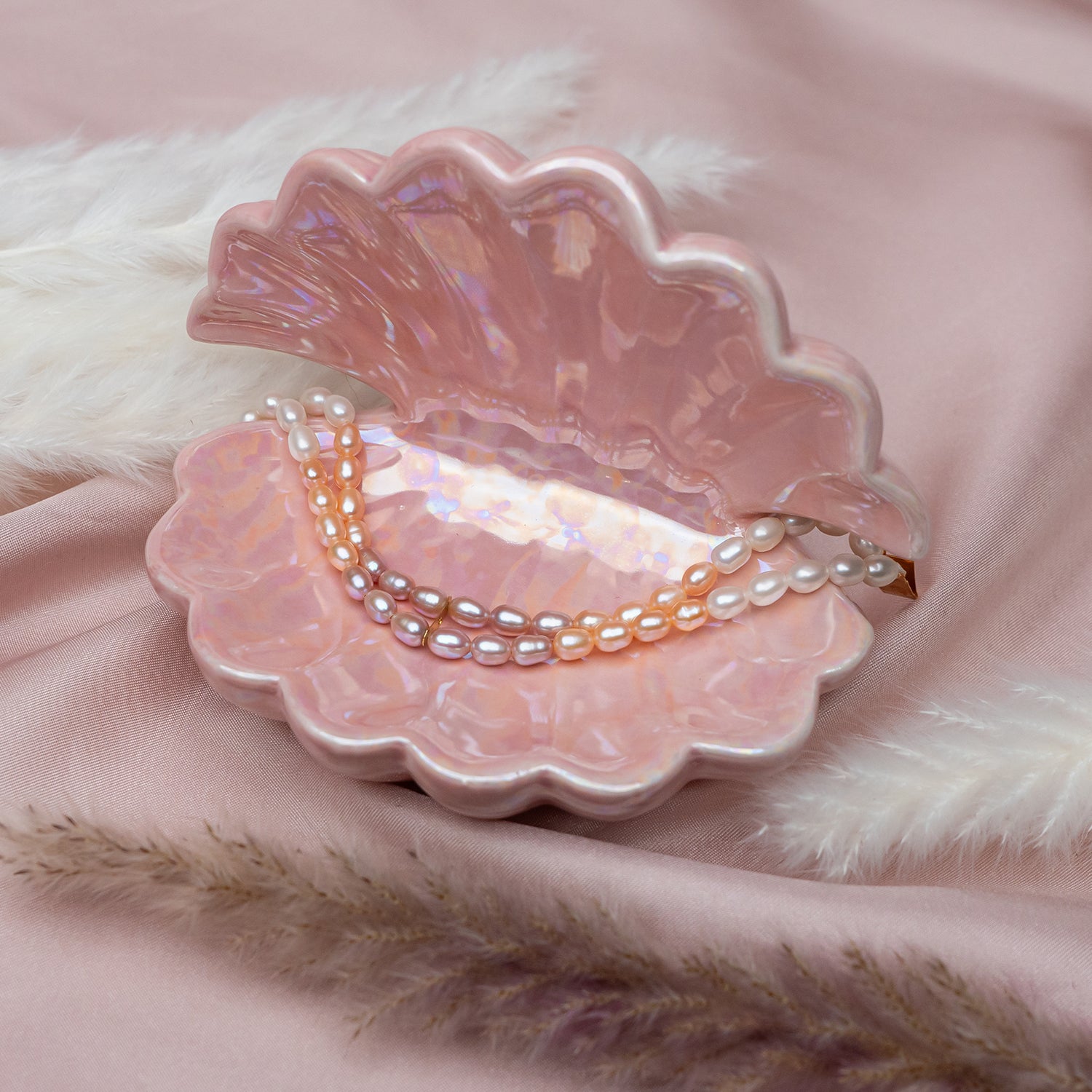 Three Tone Small Pearl Bracelet