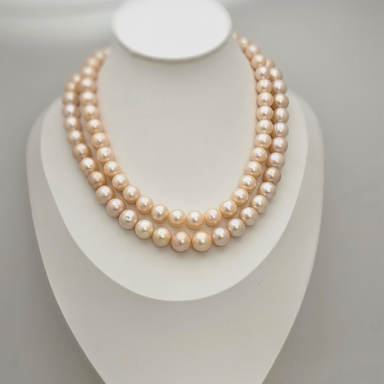Luminous peach color  freshwater pearl necklace (With  Earrings)