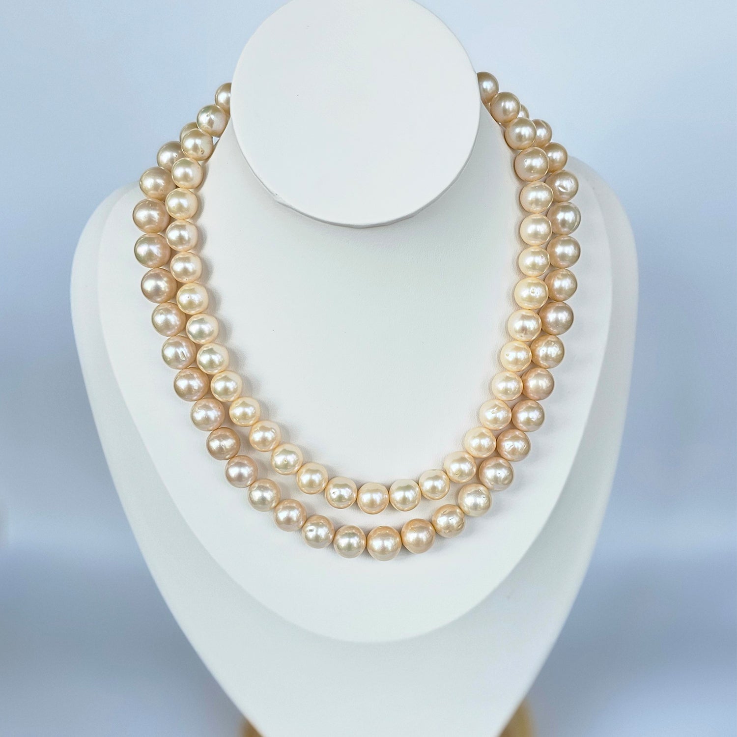 Luminous peach color  freshwater pearl necklace (With  Earrings)