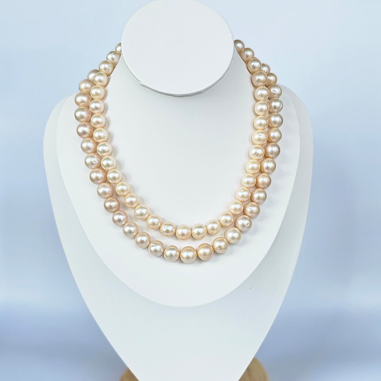 Luminous peach color  freshwater pearl necklace (With  Earrings)