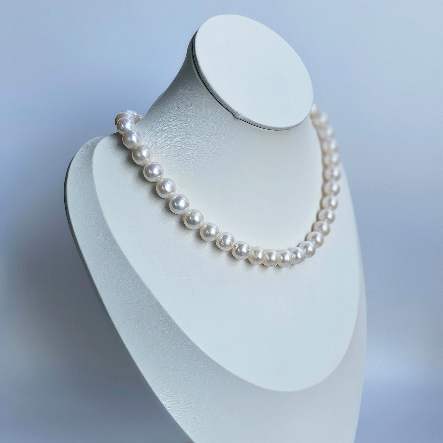 White Pearl Necklace