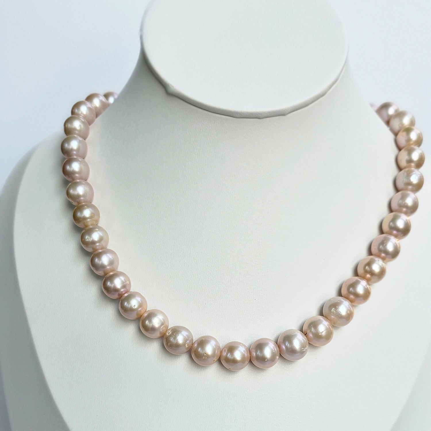 Luminous pink color freshwater pearl  necklace (With Earrings)