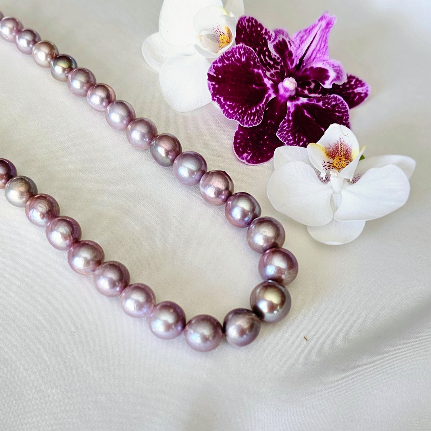 Lavish Lavender Freshwater Pearl  Necklace (Earrings Included)