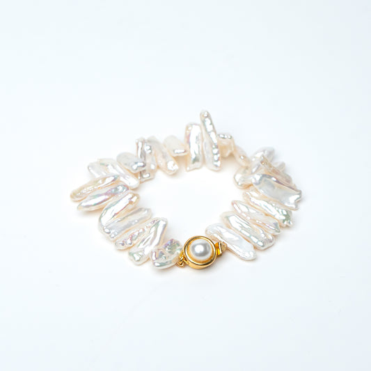 Flat Baroque Pearl Bracelet – 23x7mm A Grade Freshwater Pearls | 7"