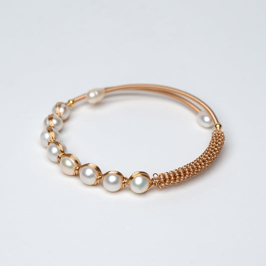 Adjustable Open Cuff Pearl Bracelet - Chic 7-8MM Freshwater Pearls for Everyday Wear.