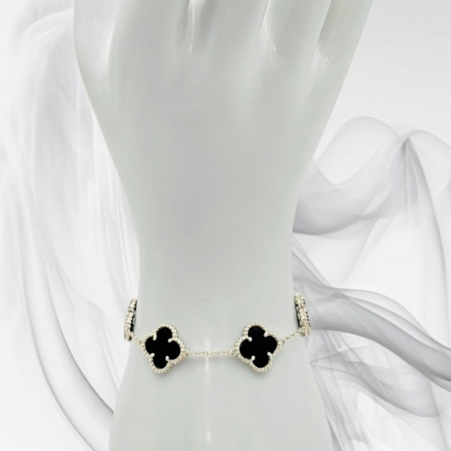 Silver Clover Shape Black Onyx  Bracelet
