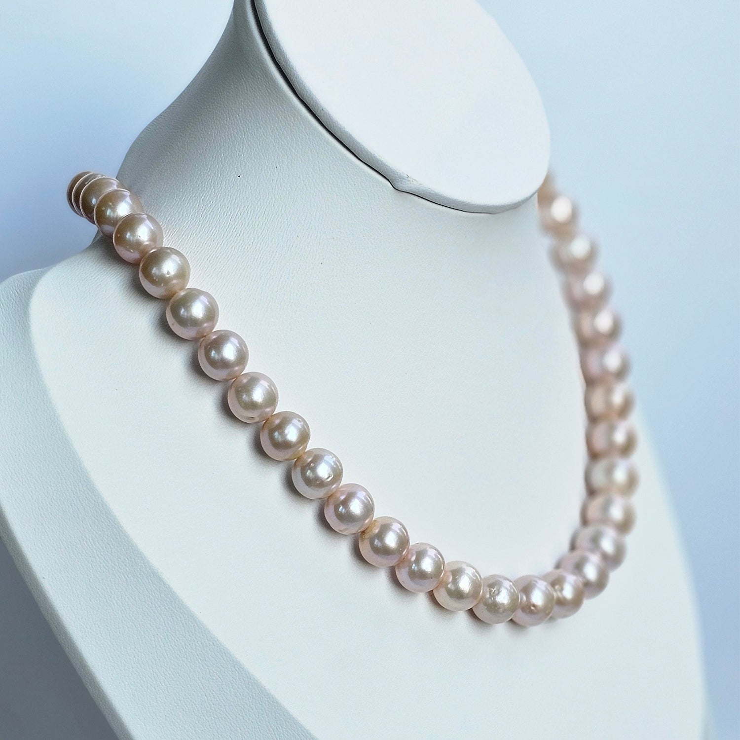 Luminous pink color freshwater pearl  necklace (With Earrings)
